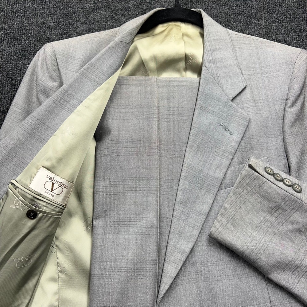 Vintage Valentino Uomo Mens 2 Piece Suit Grey Plaid Two Button Blazer Trousers
